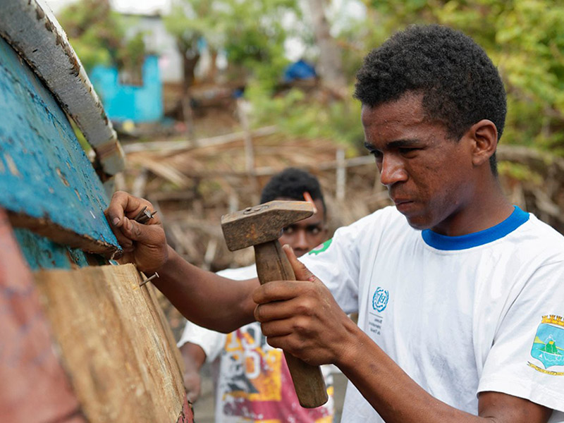 Peace and resilience through decent work